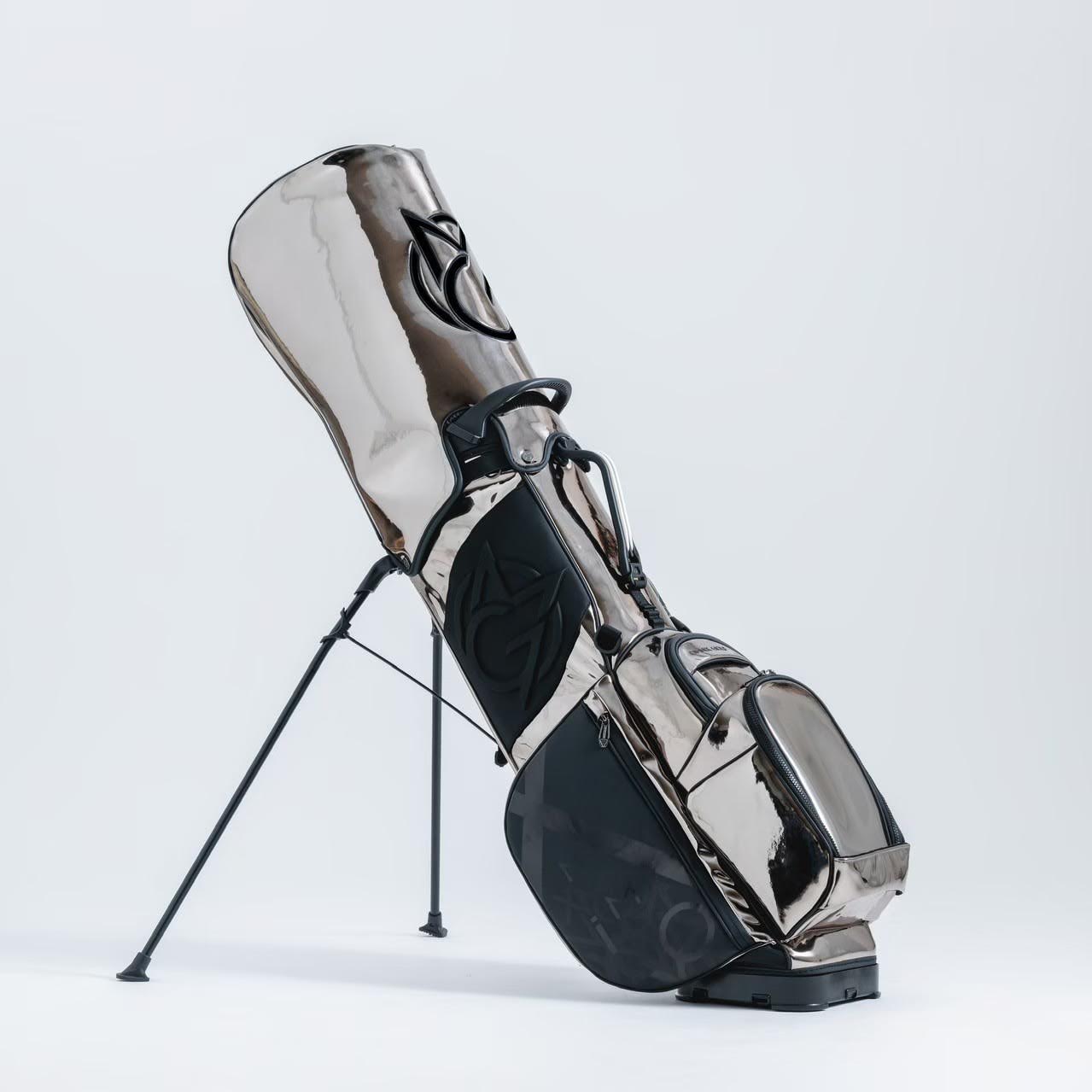 Exclusive Stand Bag | Silver Armor
