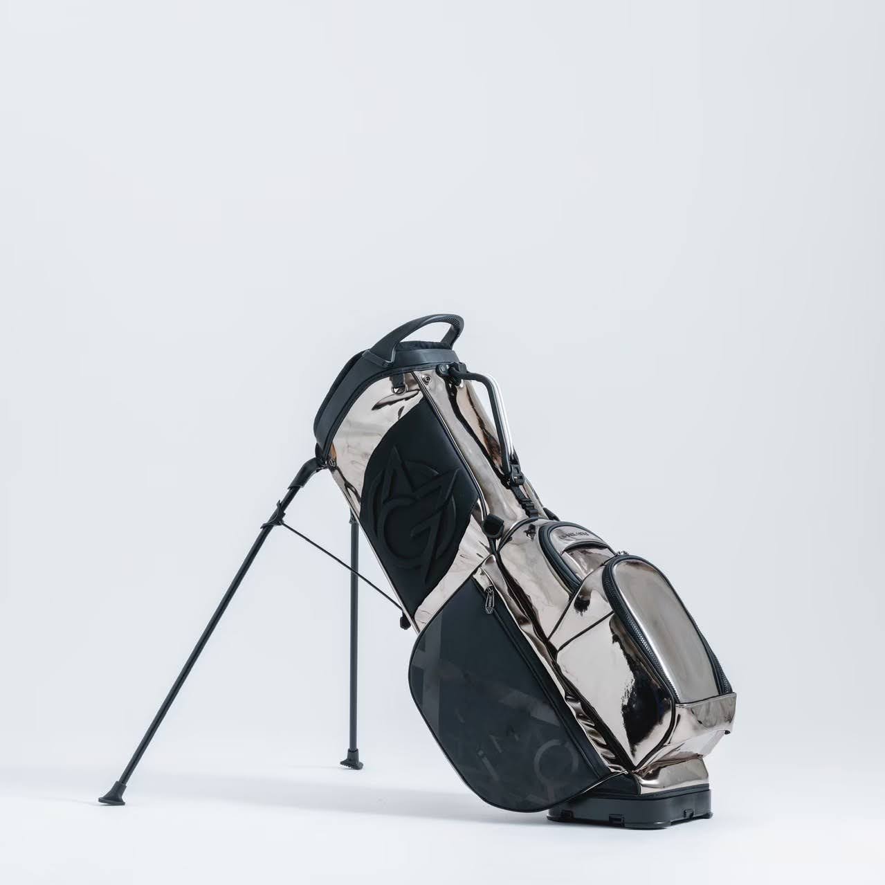 Exclusive Stand Bag | Silver Armor